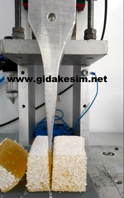 Turkish Delight Cutting with Ultrasonic Blade for Sticky food